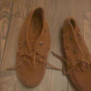Minnetonka shoes